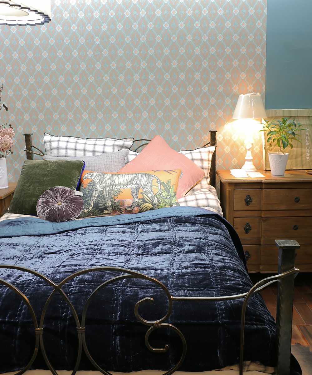 Beatrice LAVAL(ベアトリスラヴァル)-Le Monde Sauvage